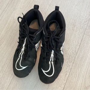 Boys NIKE Alpha FastFlex Cleats-Football, Baseball, or Soccer, Size 4-1/2 youth.